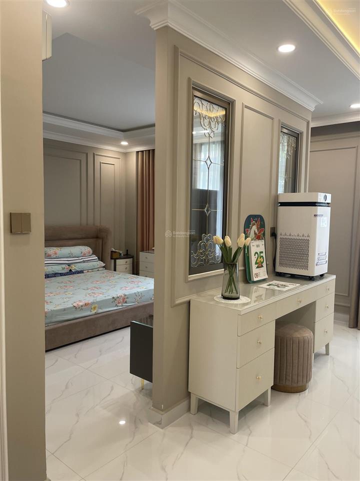 Cho thuê bt 4pn, 4wc, hưng thái, 35 triệu, 387m2, giá cực chất