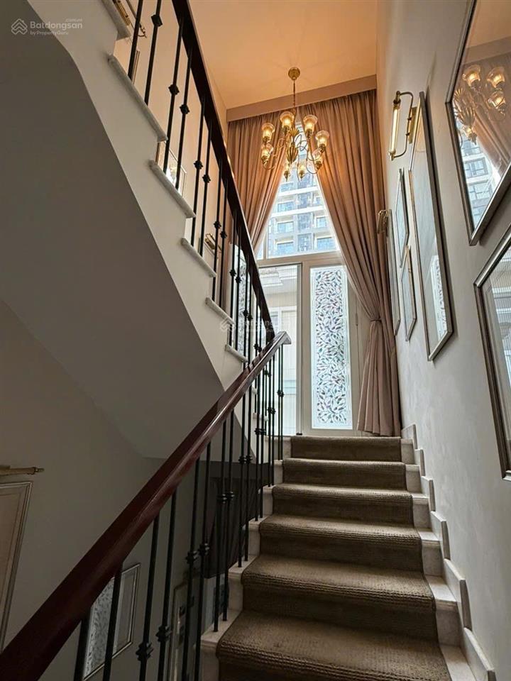 Bán biệt thự view đẹp tại khu biệt thự mỹ văn, 75 tỷ, 400m2