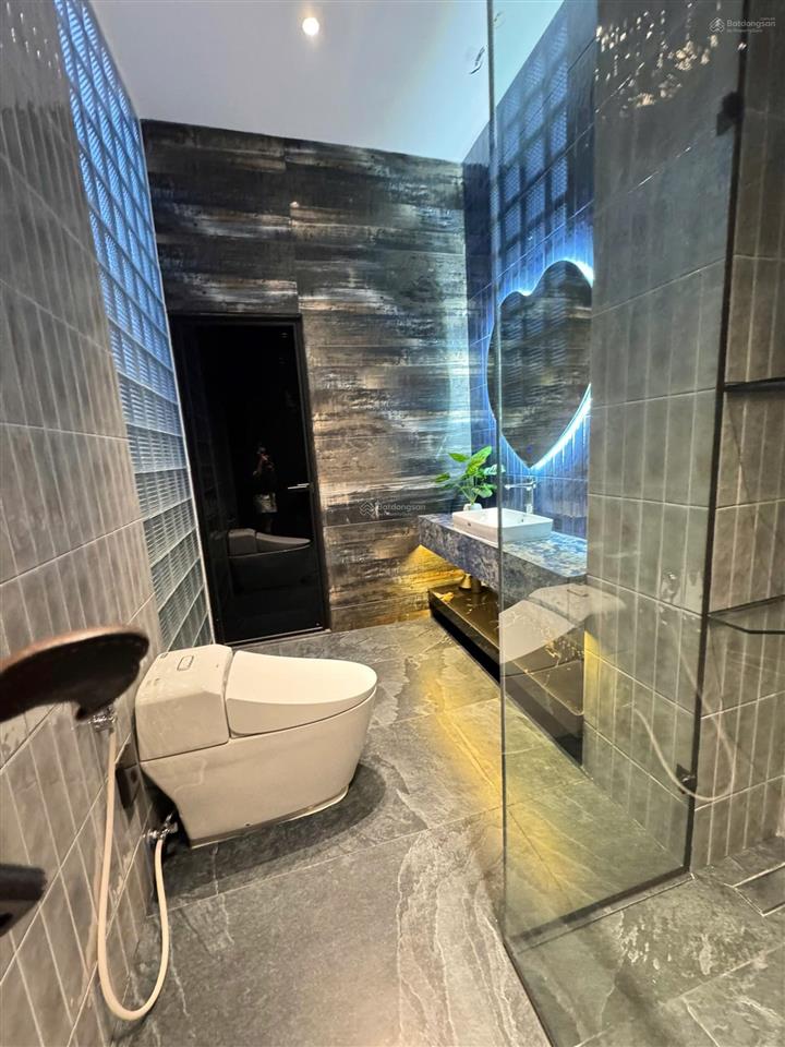 Bán biệt thự 11, khu phố nam thông i, 70 tỷ vnd, 198 m2, hàng hiếm tại giá siêu hời