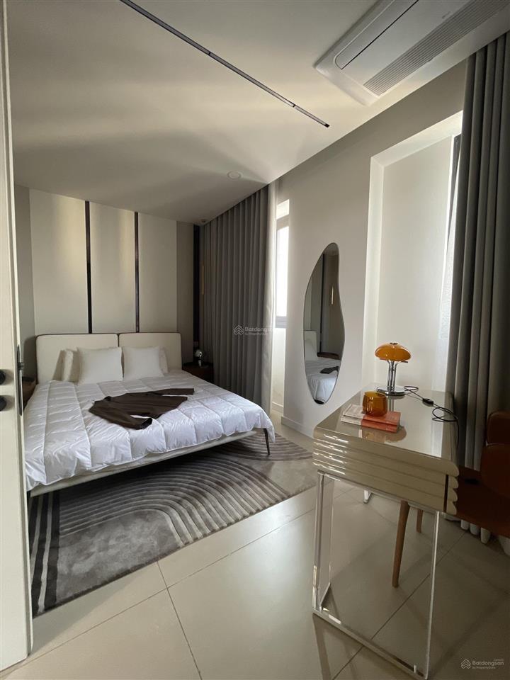 Bán căn hộ 3pn + 2wc tại riverpark premier, 14,8 tỷ, 136m2, tân phong, q7, hcm