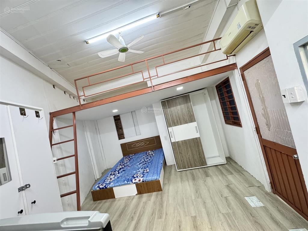 Cho thuê chdv. 25m2, full nội thất, mặt tiền võ duy ninh, gần quận 1, giá chỉ 4,8 triệu/tháng