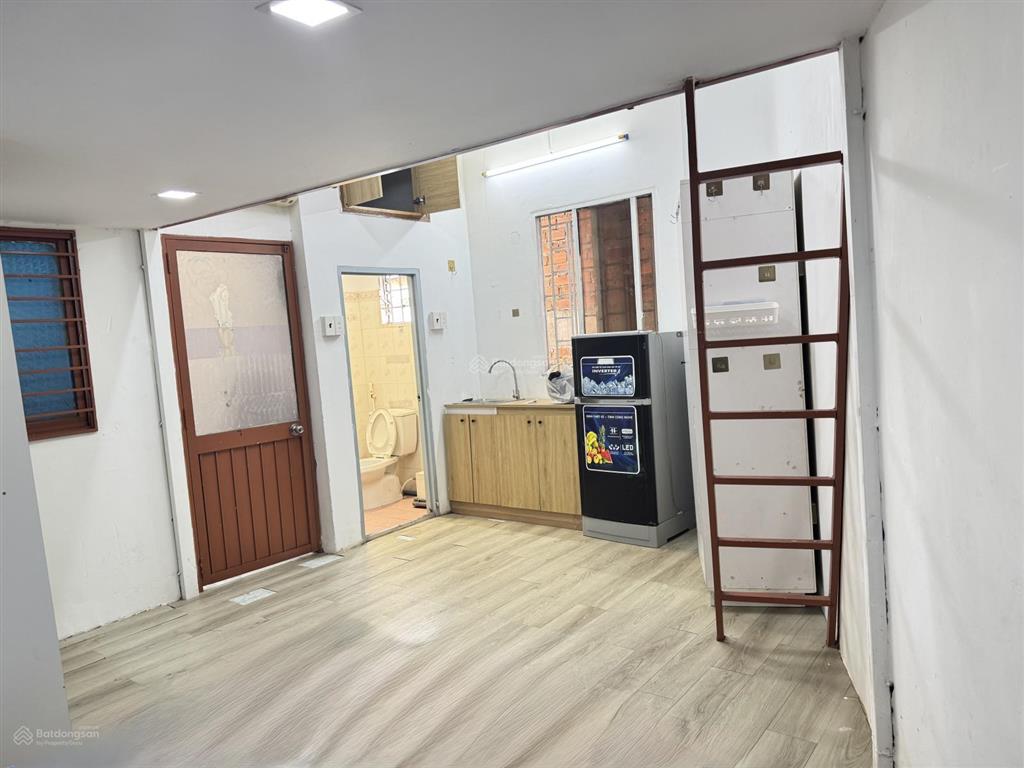 Cho thuê chdv. 25m2, full nội thất, mặt tiền võ duy ninh, gần quận 1, giá chỉ 4,8 triệu/tháng