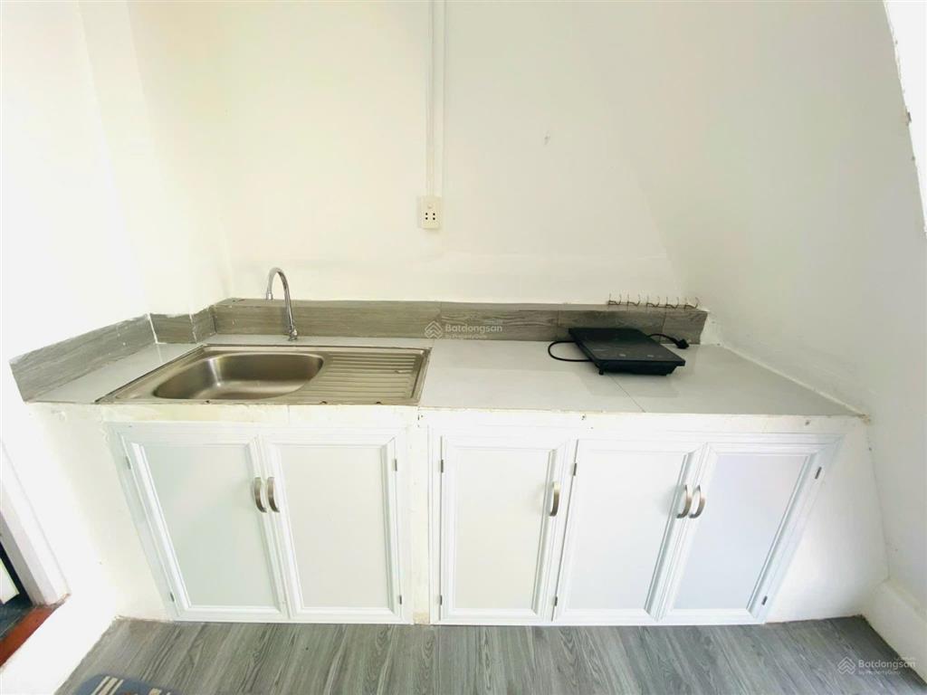 Cho thuê chdv full nội thất 25m đường nguyễn hửu cảnh , bình thạnh, gần quận 1 4,5 triệu/tháng