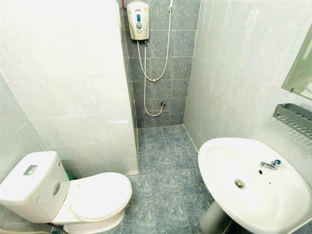 Cho thuê chdv full nội thất 25m đường nguyễn hửu cảnh , bình thạnh, gần quận 1 4,5 triệu/tháng