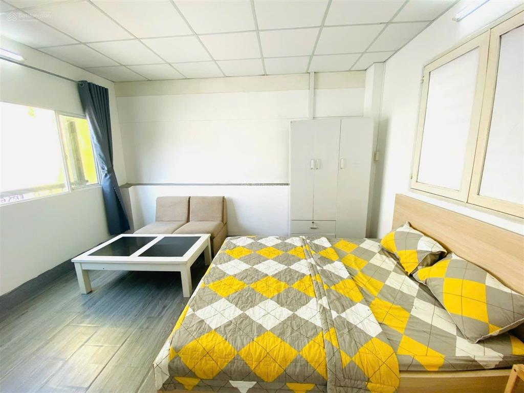 Cho thuê chdv full nội thất 25m đường nguyễn hửu cảnh , bình thạnh, gần quận 1 4,5 triệu/tháng