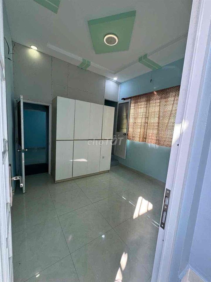 NHÀ PHỐ NGUYÊN CĂN