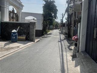 Bán nhà hẻm 563 trục lê văn khương, 5,3 tỷ, 130m2, phù hợp kinh doanh, chdv, spa, nở hậu shr