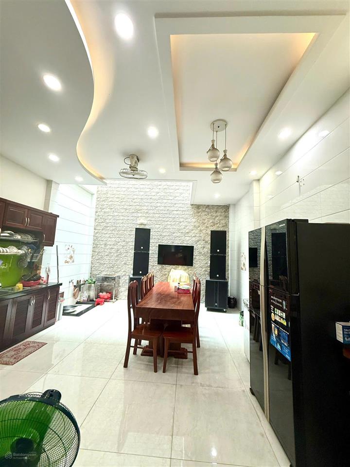 Bán gấp nhà đẹp 3pn 4wc 125m2 tại tân xuân 1 giáp q12, 6,2 tỷ vnd