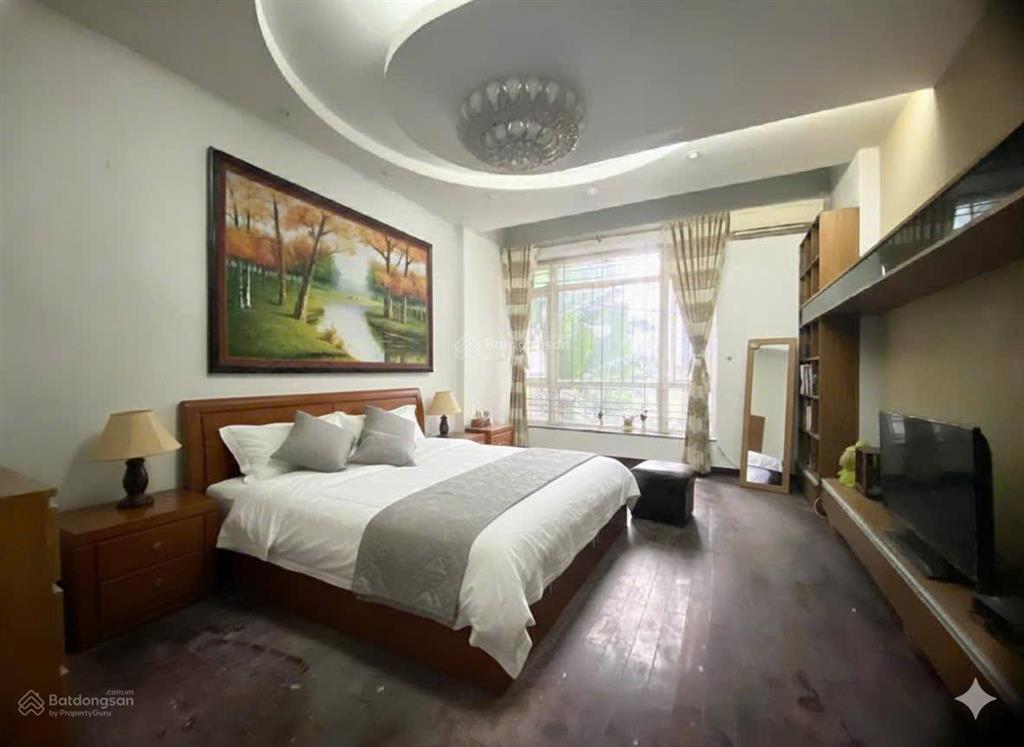 Hơn 17 tỷ 50m ngõ ô tô ngụy như kon tum gần phố.