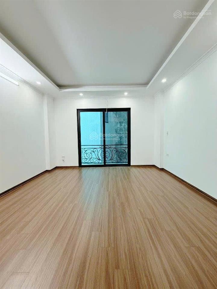 Bán nhà ô tô, kinh doanh, thang máy 50m ra phố ngụy như kon tum 6 tầng 3 ngủ 17.6 tỷ.
