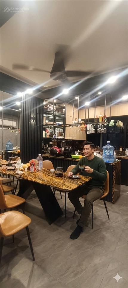 Bán gấp nhà 5m ra ngõ ô tô, kinh doanh online nhân hòa 45m  7 ngủ  9,8 tỷ dòng tiền 240tr/năm.