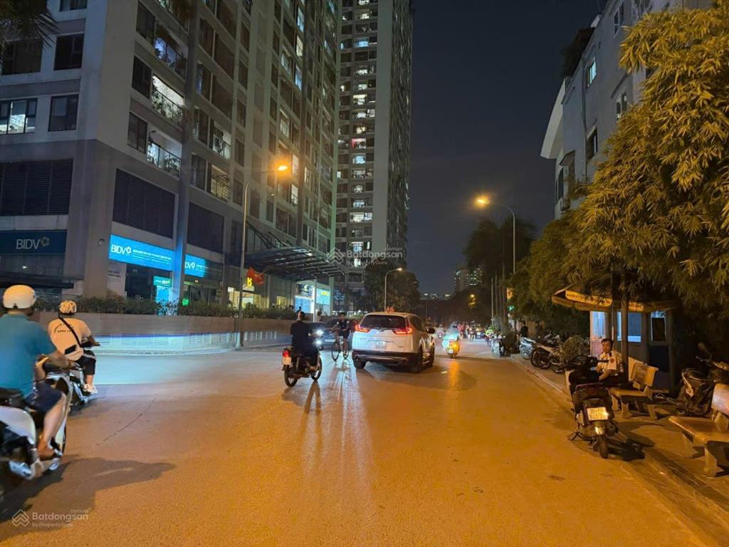 Bán nhà phân lô nguyễn tuân 2 mặt thoáng  ô tô tránh  kinh doanh đỉnh 66m, 4 tầng, giá 23 tỷ.