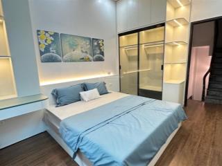 Bán nhà kinh doanh chính kinh thanh xuân 5 tầng 3 ngủ giá 8.35 tỷ.