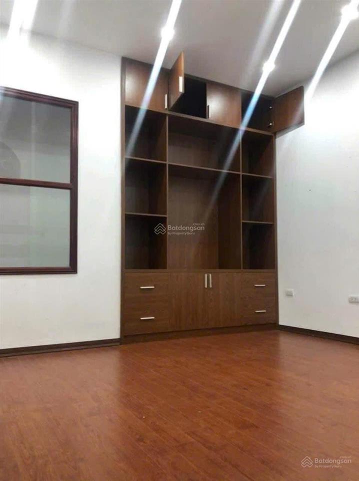 Bán nhà ngụy như kon tum ô tô tránh vỉa hè  kinh doanhvăn phòngcho thuê 5 tầng giá 21.5 tỷ.