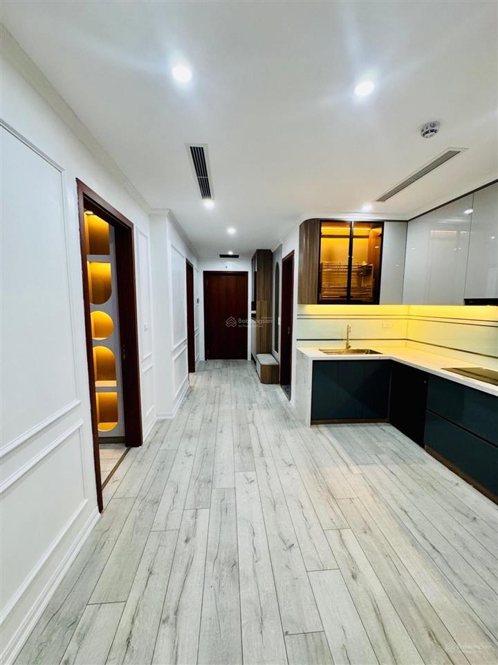 Bán chung cư nguyễn tuân  vị trí vip  3 ngủ  hơn 8 tỷ