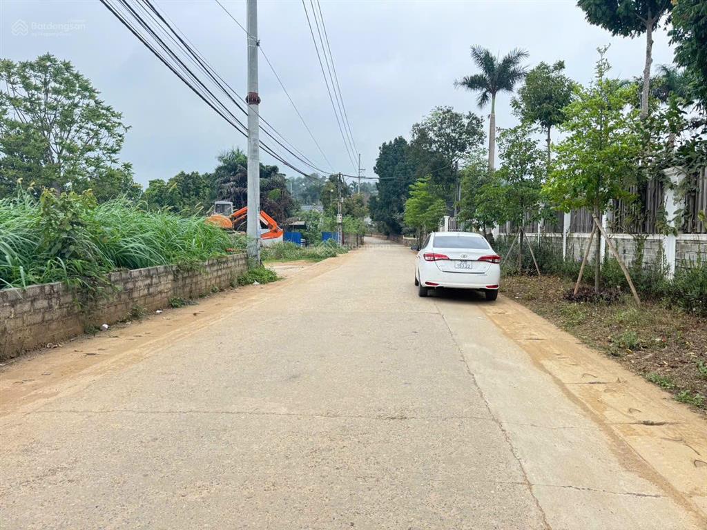 Duy nhất tại yên bài  ba vì. tổng 305m2. mặt tiền hơn 12m.  ngay 0988 908 ***