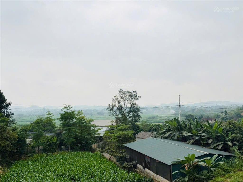 View cao, thế đẹp, lại còn 3 mặt tiền tại yên bài  ba vì, 372m2.  ngay 0988 908 ***