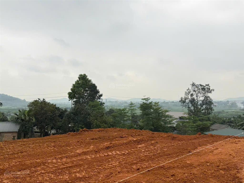 View cao, thế đẹp, lại còn 3 mặt tiền tại yên bài  ba vì, 372m2.  ngay 0988 908 ***