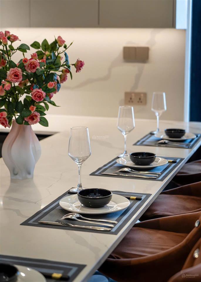 Chính chủ bán the crest residence thủ thiêm 115m2, 2pn+1, sẵn sổ, giá tốt 31.5 tỷ