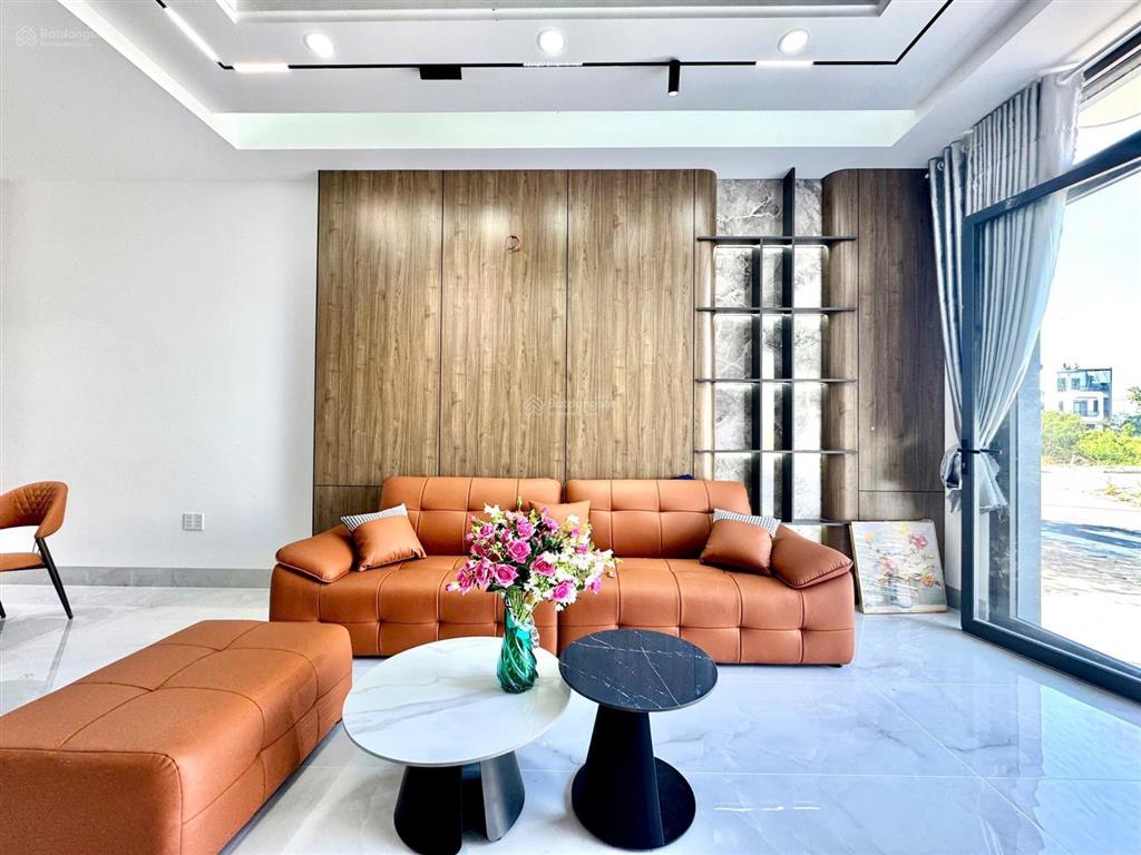 Bán gấp căn nhà phố tại the sol city, 4,5 tỷ, 5x15m, hàng hiếm tại the sol