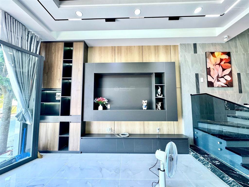 Bán gấp căn nhà phố tại the sol city, 4,5 tỷ, 5x15m, hàng hiếm tại the sol