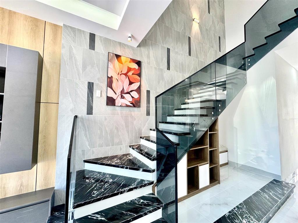 Bán gấp căn nhà phố tại the sol city, 4,5 tỷ, 5x15m, hàng hiếm tại the sol