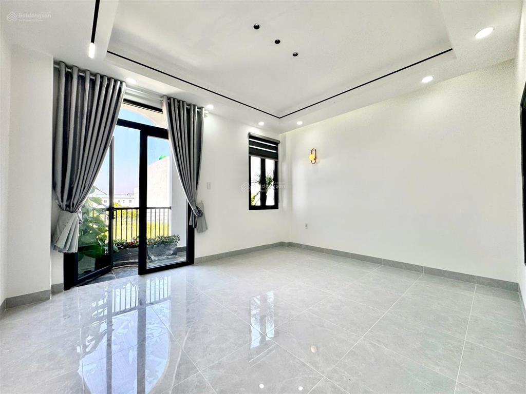 Bán gấp căn nhà phố tại the sol city, 4,5 tỷ, 5x15m, hàng hiếm tại the sol