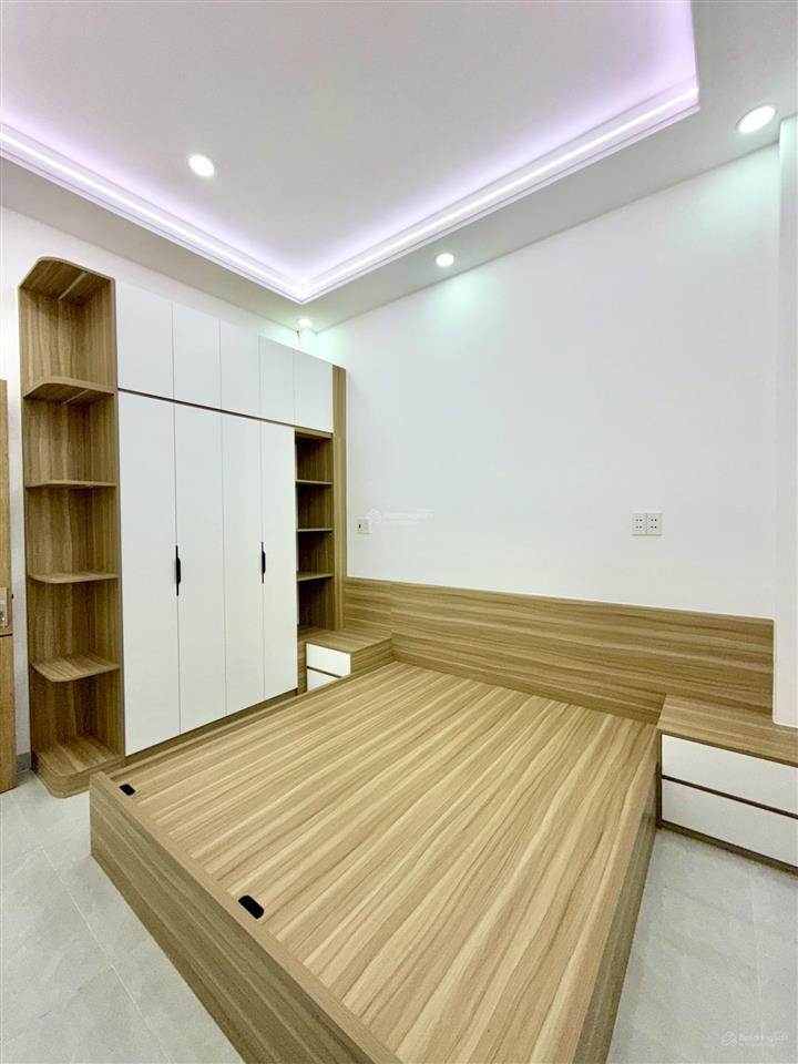 Nhà gác lửng mới xuất hiện ngay trung tâm chợ gò đen,cách ql1a 200m mua ở,đầu tư,cho thuê bao lời