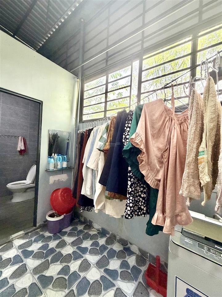 Cơ hội hiếm nhà rẻ nhất khugiá chỉ 1tỷ75 không có căn thứ 2đối diện thcs phước hậu cần giuộc la