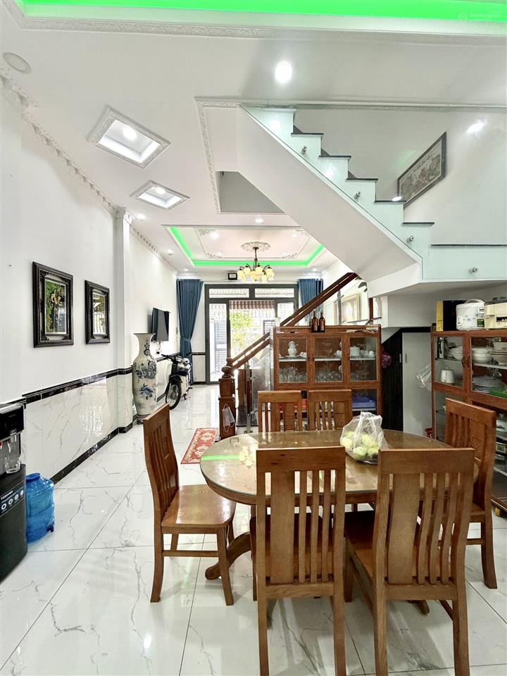 Cơ hội hiếm nhà rẻ nhất khugiá chỉ 1tỷ75 không có căn thứ 2đối diện thcs phước hậu cần giuộc la