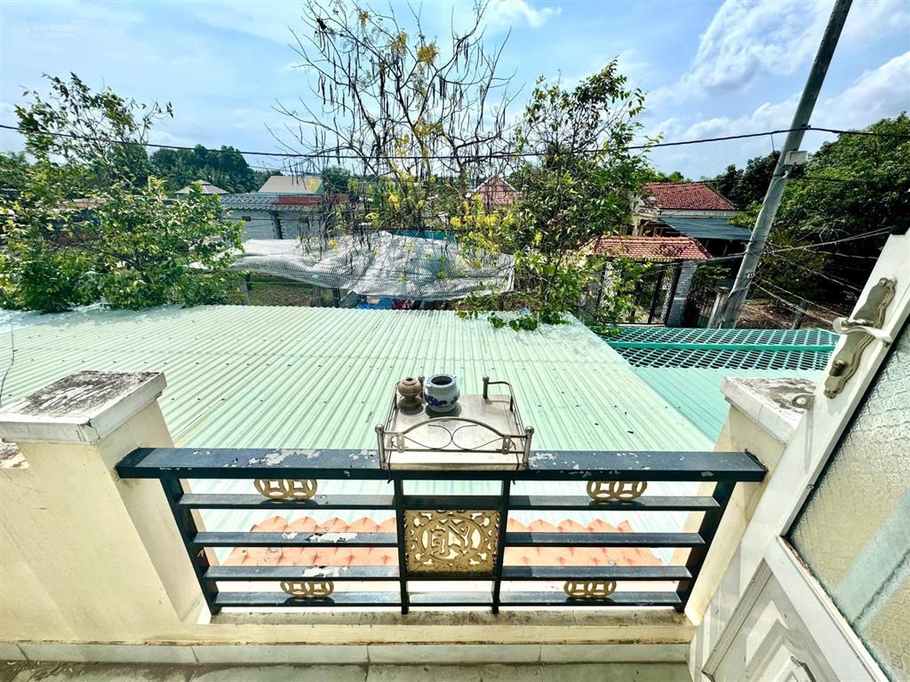Bán nr 100m2 tại đồng tâm, 1,85 tỷ, 4pn, 2wc, shr hoàn công, mt đường thông thuận tiện kd