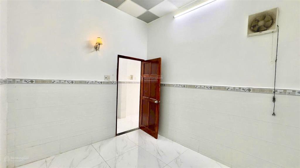 Hàng hiếm tại kđt 5 sao 1, 4pn, 3wc, 100m2 tại đường số 7, giá ưu đãi 3,7 tỷ hoàn công đầy đủ