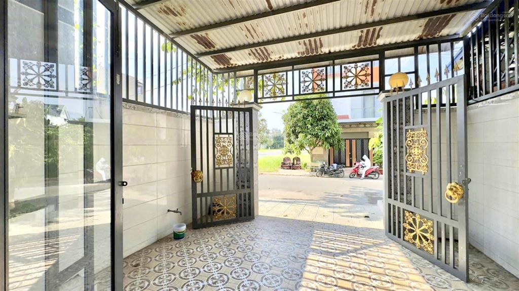 Hàng hiếm tại kđt 5 sao 1, 4pn, 3wc, 100m2 tại đường số 7, giá ưu đãi 3,7 tỷ hoàn công đầy đủ