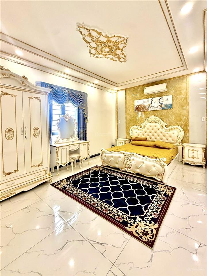 Nhà tân cổ điển 6,18 tỷ, 90m2 view đẹp tại đường số 1, five star eco city, hoàn công đầy đủ