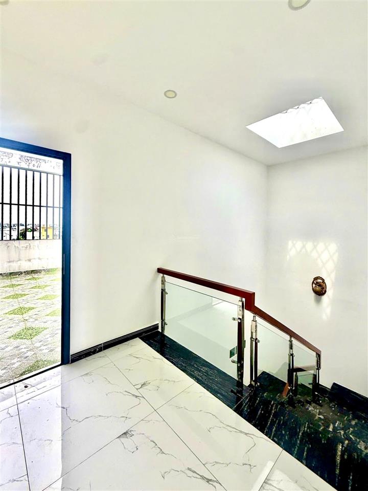 Nhà tân cổ điển 6,18 tỷ, 90m2 view đẹp tại đường số 1, five star eco city, hoàn công đầy đủ