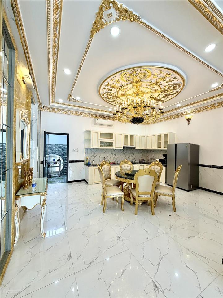 Nhà tân cổ điển 6,18 tỷ, 90m2 view đẹp tại đường số 1, five star eco city, hoàn công đầy đủ