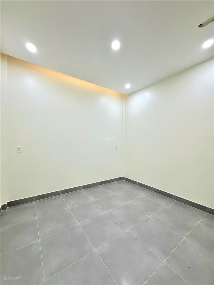 Nhà cấp 4 gốc 2 mặt tiền 169m2 full thổ cư tại huyện bến lức, long an  chỉ nhỉnh tỷ