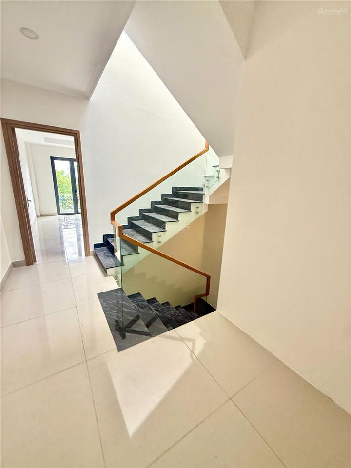 Bán nr 5pn, 5wc ở five star eco city, 4,48 tỷ, 108m2