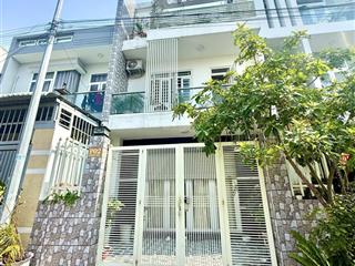 Bán nhà giá tốt khu đô thị năm sao 1  nhà hoàn công đầy đủ, 3 phòng ngủ, pháp lý chuẩn