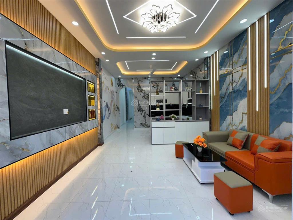 Nhà mới chỉ 2,2 tỷ/căn, sẵn sổ hoàn công, đường bờ chùa, gần chợ long thượng  0936 689 ***