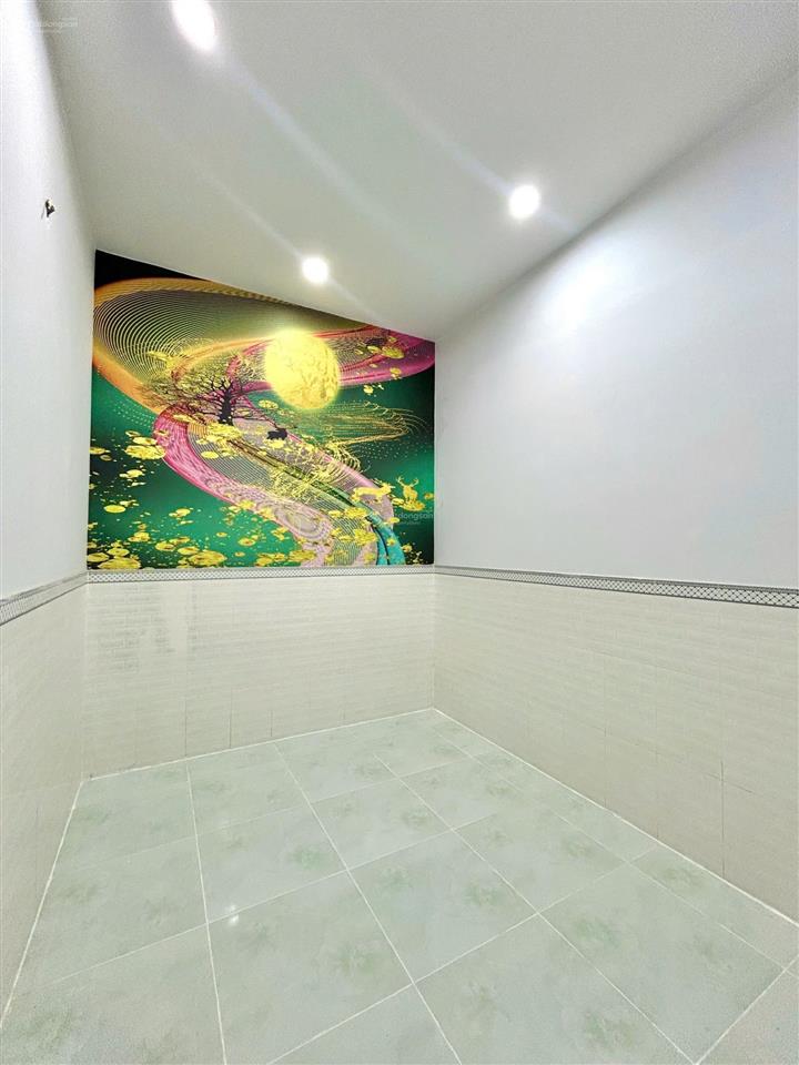 Nhà đẹp giá chỉ 1 tỷ 650  sổ hồng riêng tại đường kênh, xã long trạch