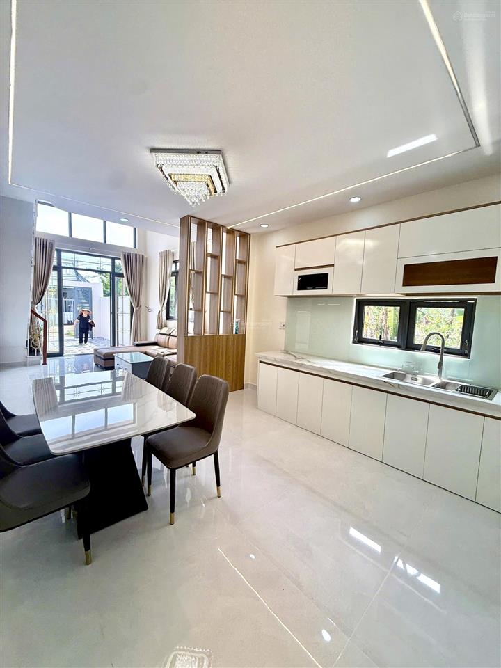 Căn góc thoáng 2 mt phước lý giá tốt 2,550 dt 4 x 22m shr 3 ngủ 1 p thờ 2 wc