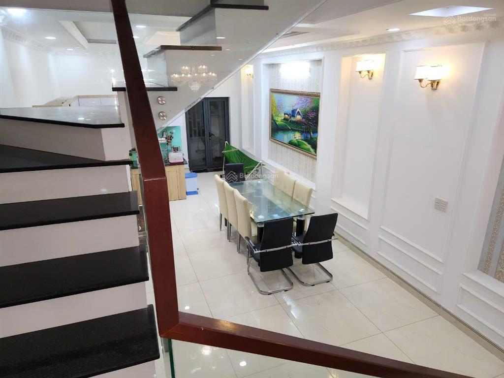 Cho thuê nhà riêng tại five star eco city, 13 triệu, 100m2, 4pn, 4wc full nội thất