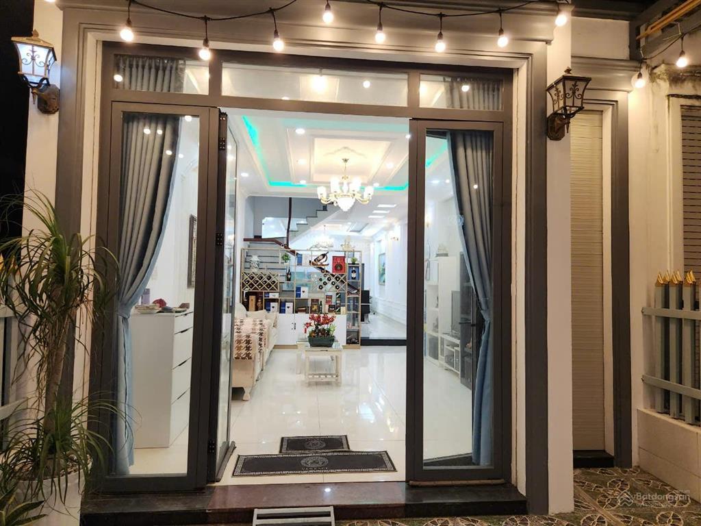 Cho thuê nhà riêng tại five star eco city, 13 triệu, 100m2, 4pn, 4wc full nội thất