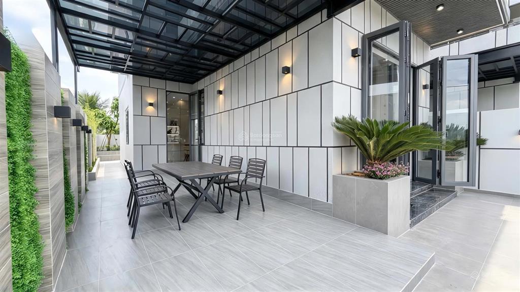 Bán nhà riêng tại sau trường tiểu học phước hậu, 5,8 tỷ, 270m2, view đẹp, giá ưu đãi
