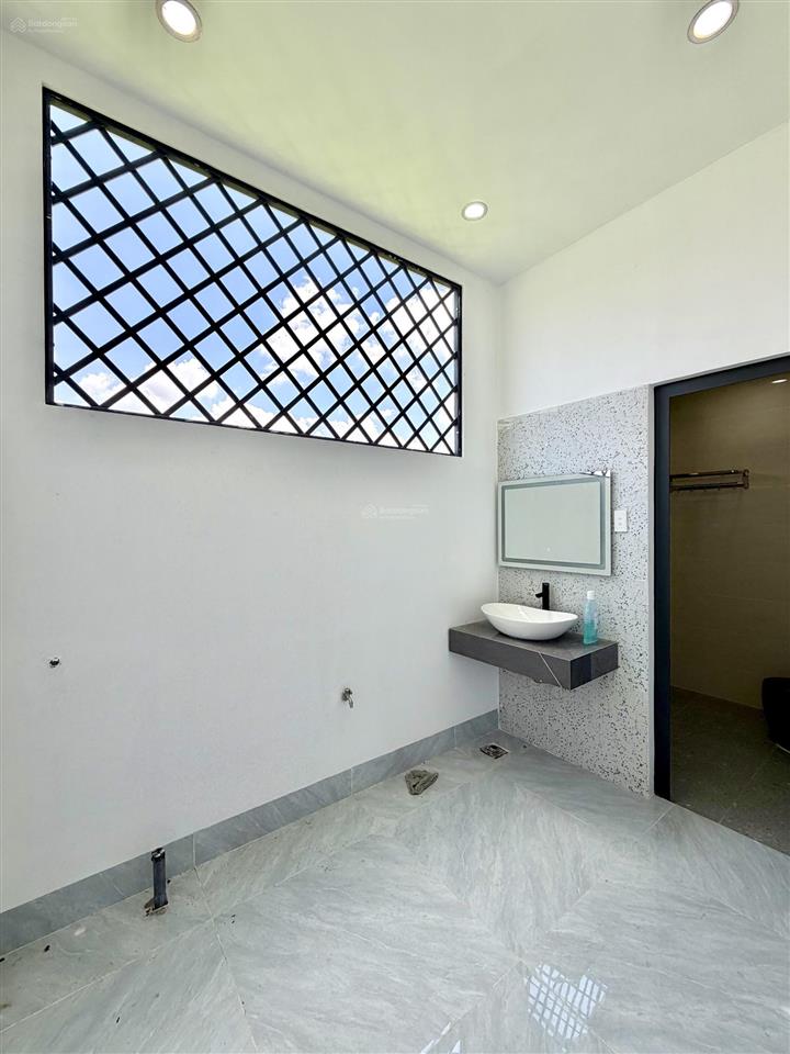 Bán nhà riêng tại đường 826, xã long trạch, huyện cần đước, long an, 2,29 tỷ, 100m2