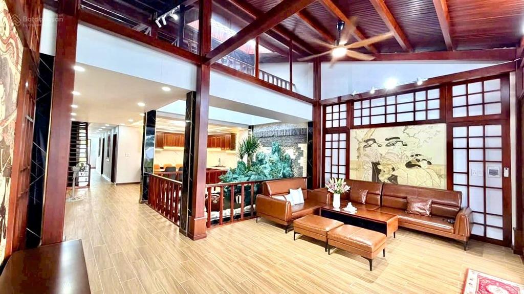 Nhà gỗ phong cách nhật bản đường trường học, phước lý 6x50m sân vườn rộng, tiểu cảnh đẹp 5,1 tỷ