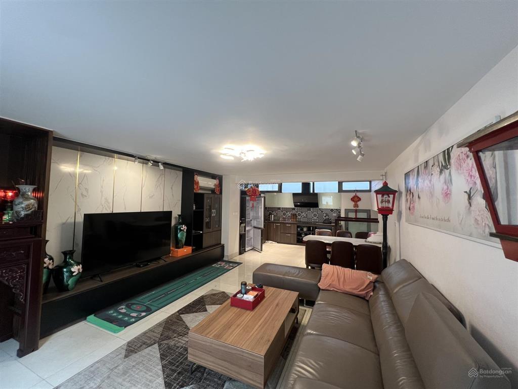 54 tỷ  giá tốt vinhomes riverside  180m2  4 tầng  3 thoáng  đầu tư  dòng tiền  thang máy