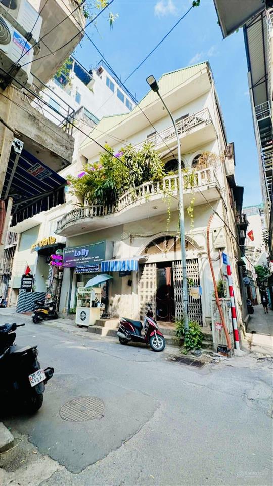 Bán đất lô góc mặt phố trung liệt  thái hà  133m2  mt 10m  giá 62,5 tỷ  quy hoạch  đầu tư.