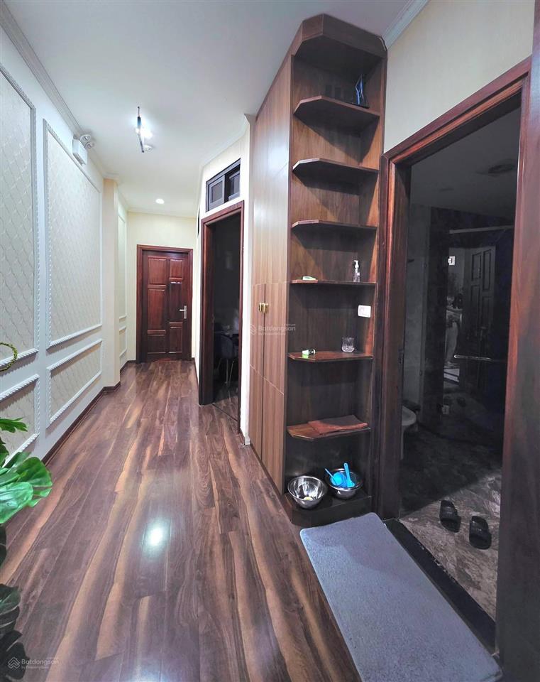Bán nhà ngụy như kon tum  60m2  9 tầng giá42,5 tỷ thang máy  kinh doanhvỉa hè ô tô tránh.